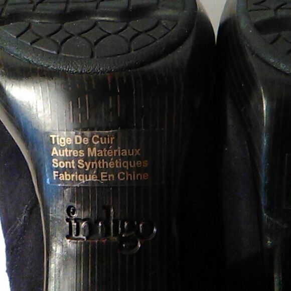 Clarks Indigo Black Suede Heels - Picture 8 of 10